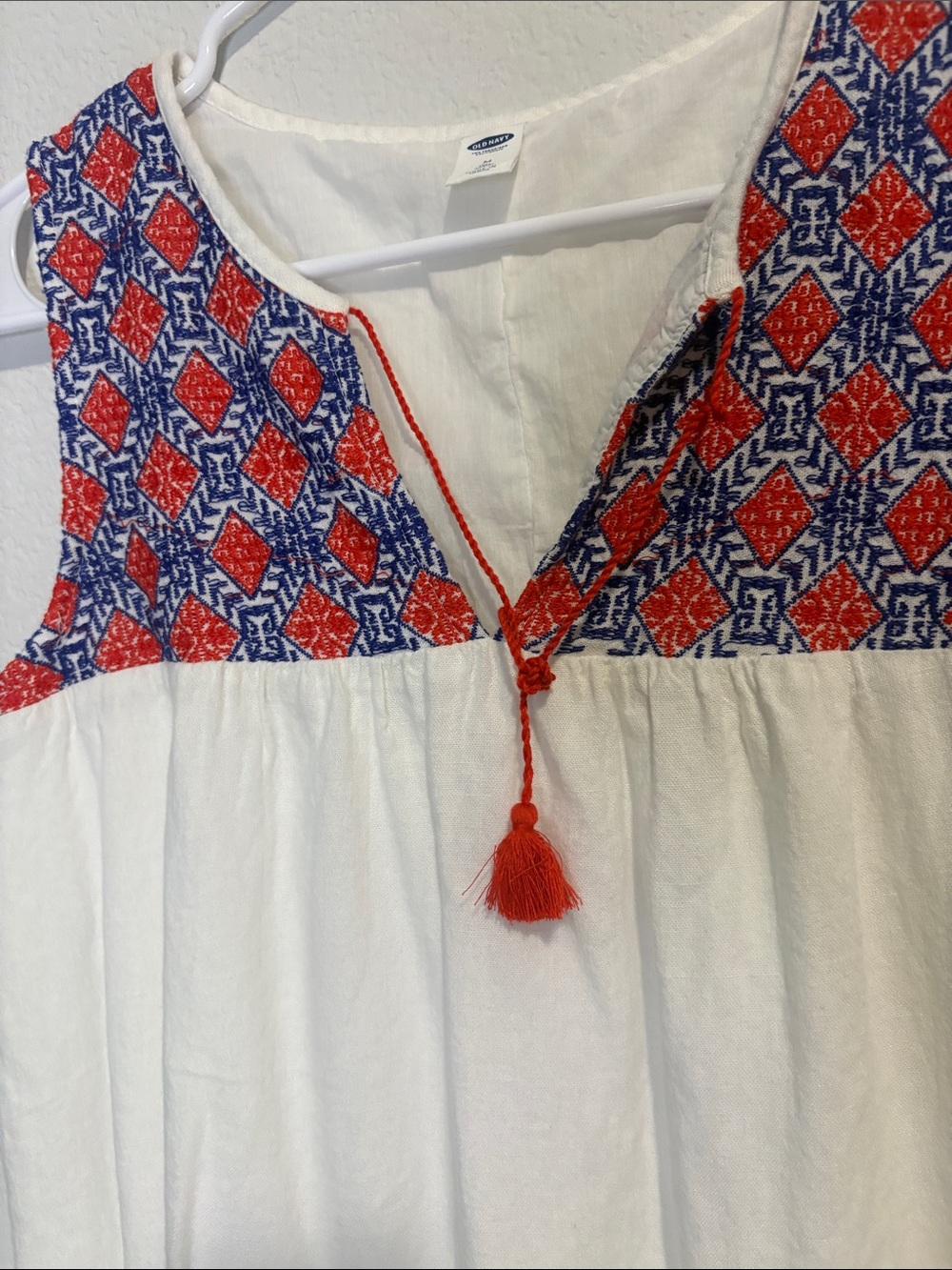 Old navy M Sleeveless White Dress with Red & Blue Embroidered Yoke tassels - Picture 3 of 5